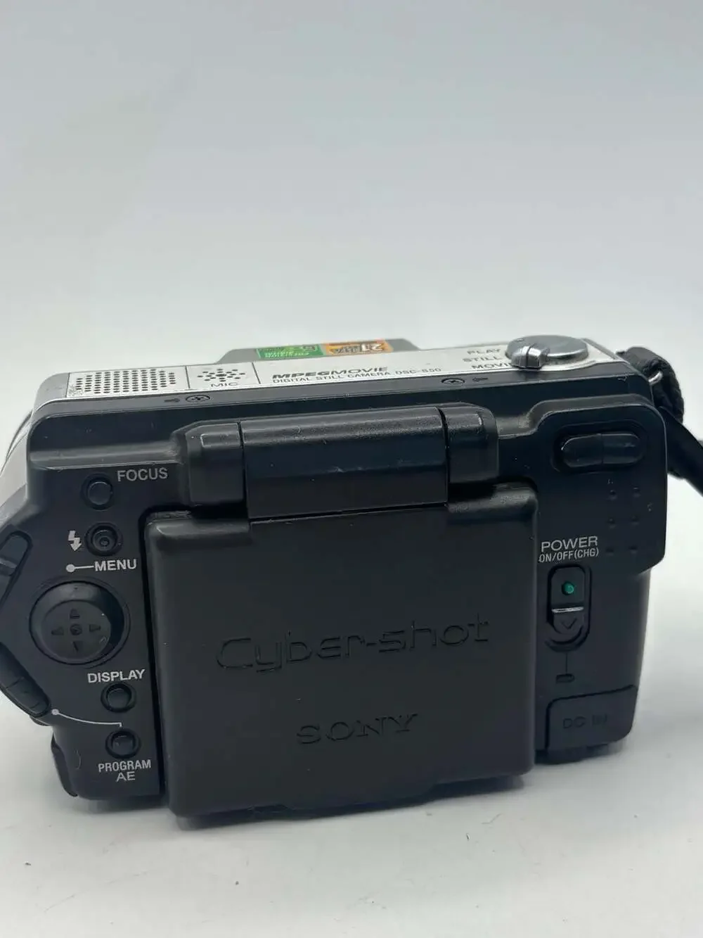 Sony Cyber-shot DSC-S50 2.1MP Digital Camera, with battery, no charger, vintage